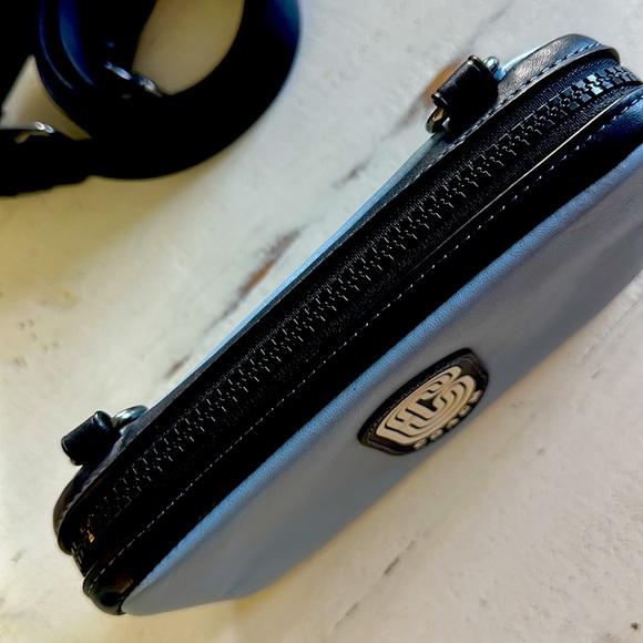 Coach Leather Carrier Phone Crossbody In Colorblock With Coach Patch - Picture 4 of 5